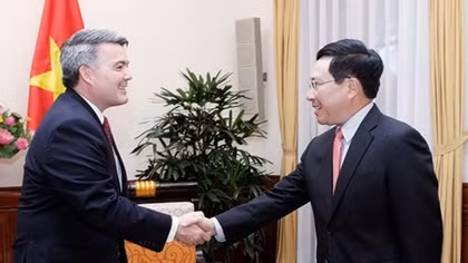 Vietnam wants to strengthen cooperation with US in regional mechanisms