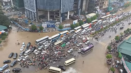 Hanoi prepares detailed anti-flood master plan