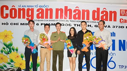 “Tet for the poor” kicked off by Public Security Newspaper
