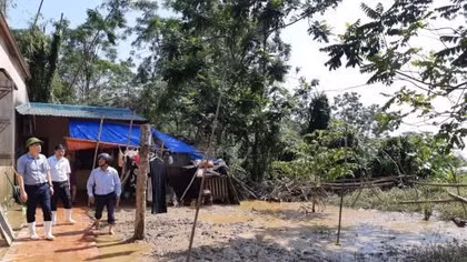 Thanh Hoa supports flood-hit residents after storm