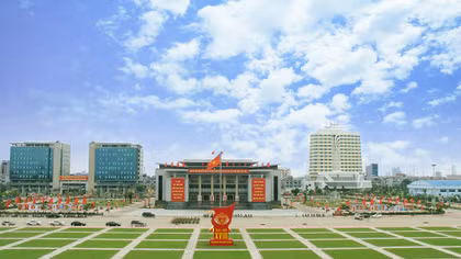Bac Giang offers helping hand to investors