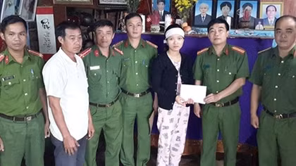 Defrauded money returned to flood-hit family in Dak Nong