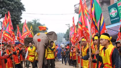 Elephant procession festival in Phu Tho