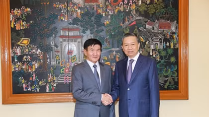 Vietnam and Mongolia promote ties