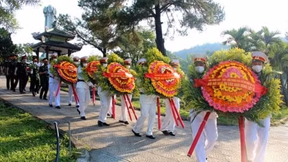 Remains of soldiers found in Laos reburied in Thua Thien-Hue