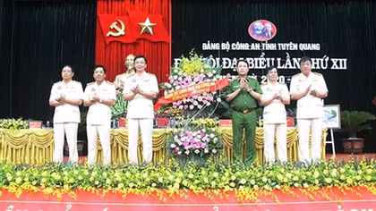 Tuyen Quang police holds 12th Party Congress