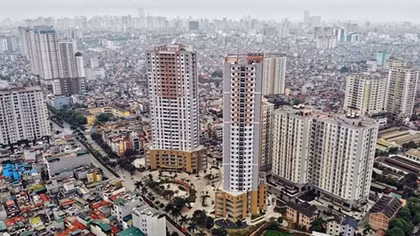 Hanoi urged to improve infrastructure system, administrative reforms