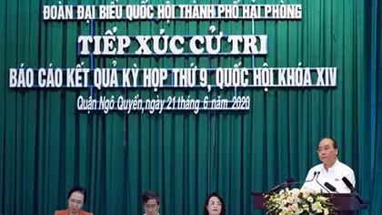 Prime Minister meets voters in Hai Phong