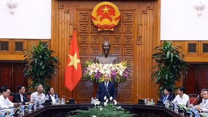 Party, State always remember contributors to revolution: PM