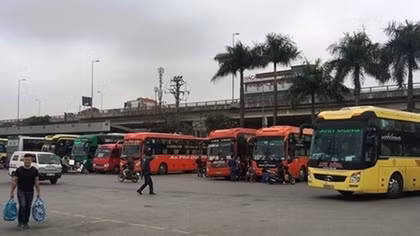 Hanoi suspends passenger transport activities from/to Quang Ninh