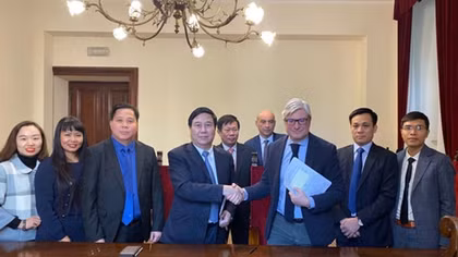 Vietnam and Italy negotiate agreement on transfer of sentenced persons