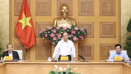 Vietnam fully capable of controlling COVID-19 outbreak: PM