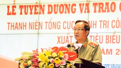 General Department of Politics honored 19 outstanding young people