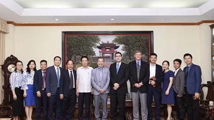 Vietnam and US promote ties in drug prevention