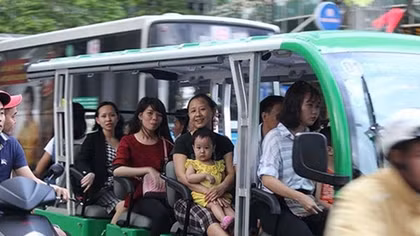 More electric buses proposed for HCM City tourists