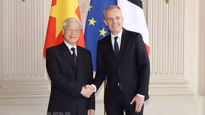 VN, France urged to make economic ties on par with political bonds