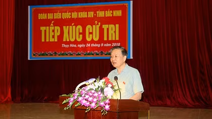 Minister To Lam meets voters of Bac Ninh