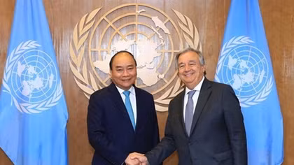 Prime Minister Nguyen Xuan Phuc meets with UN leaders
