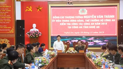 Deputy Minister Nguyen Van Thanh works with Nghe An Provincial Police 