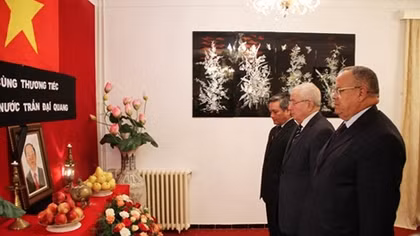 Foreign officials, diplomats in Africa pay tribute to President Quang