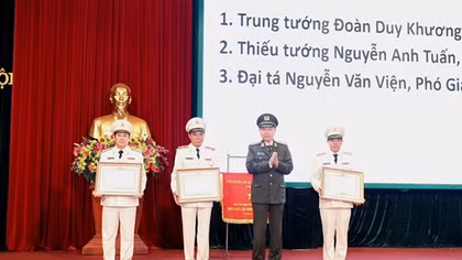 The Hanoi police take the lead in fighting crimes