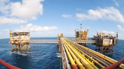 PetroVietnam's crude oil output in Jan-April exceeds set target