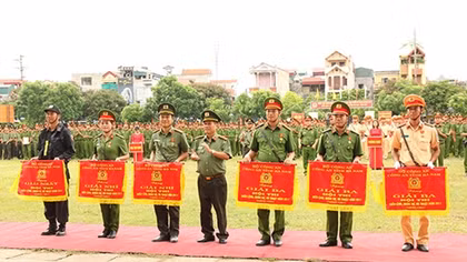 Ha Nam Police organizes sports festival