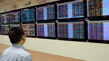 Stock market sees 23 firms with over $1 billion