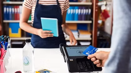 More Vietnamese consumers embracing digital payments: Visa