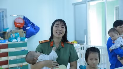 Binh Duong Provincial Police’s Youth holds Voluntary Sunday