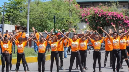 Natcom instructs Haitians how to minimize losses in earthquake 