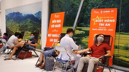 Red Journey draws thousands of blood donors in Hanoi