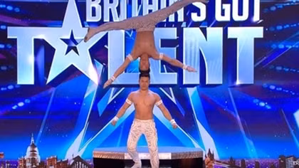 Brothers fly flag for Vietnam on UK TV show