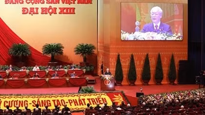 13th National Party Congress: Stepping up renewal process, rapid and sustainable national development