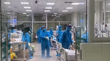 Infection tally surges by 48 at midday, 49th COVID-19 fatality recorded