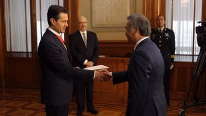 Mexican President vows to tighten ties with Vietnam