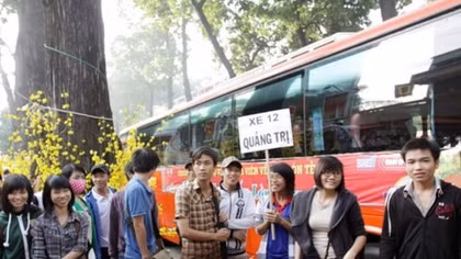 Dong Nai: 500 free tickets to send poor migrant workers home for Tet