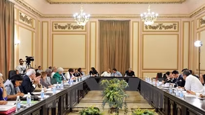 Vietnam, Cuba share legislative experience