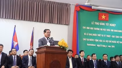 Cambodian Deputy PM values Vietnam’s support for education sector