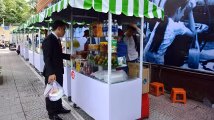 HCM City plans on special zones for street food vendors
