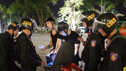 Deputy PM orders efforts to reduce traffic accidents during Tet