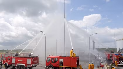 Da Nang Fire Police promotes fire safety for APEC Summit Week 2017