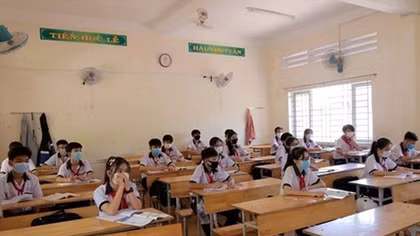 Students in low-risk localities returning to schools after closure