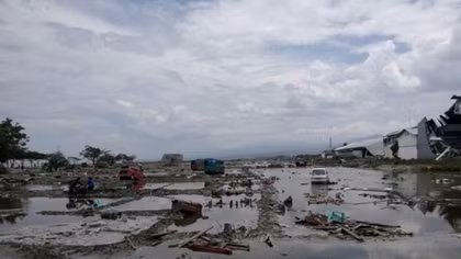 Vietnam extends sympathy to Indonesia over tsunami-caused losses