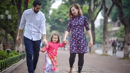 Vietnam jumps four places to rank 79th in World Happiness Report 2021