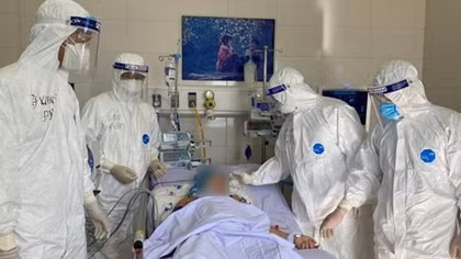 13 COVID-19 patients in critical condition, one at risk of death