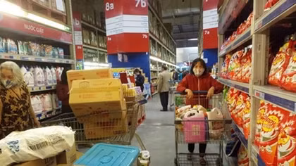 Hanoi ensures sufficient supply of goods for people