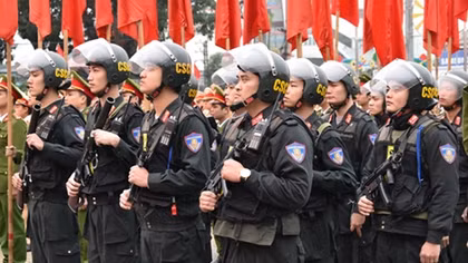 Ninh Binh Police opens campaign against criminals to ensure security for Tet