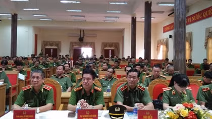 Course on public security regulations and shooting opens