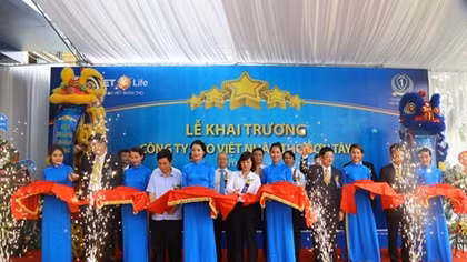 Bao Viet Life Insurance opens 5 more companies in different cities and provinces